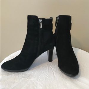 aquatalia by marvin k ankle boots